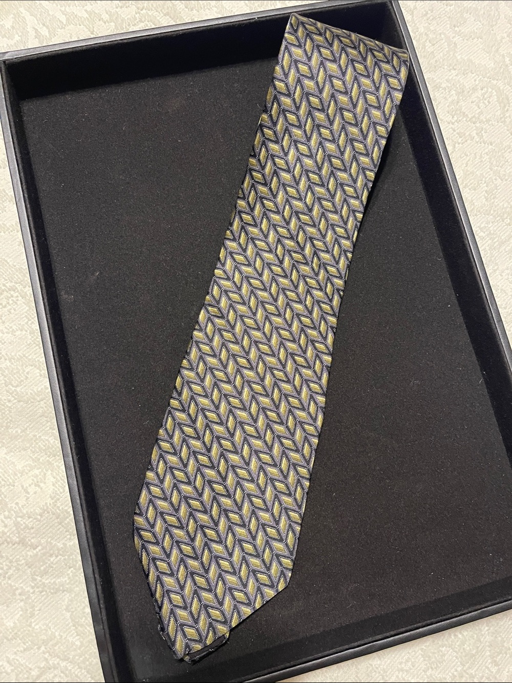 Stafford Yellow and Navy Geometric Silk Tie